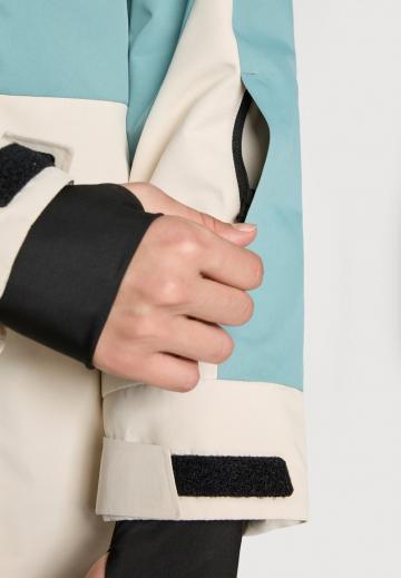 Спортивная куртка