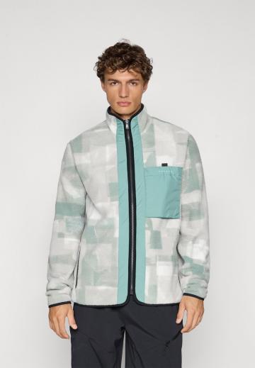 Флисовая куртка