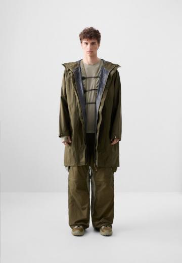 Куртка-дождевик