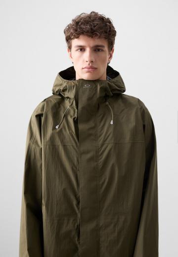 Куртка-дождевик