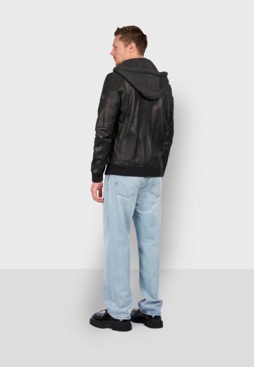 Кожаная куртка