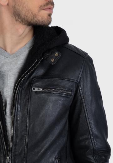 Кожаная куртка