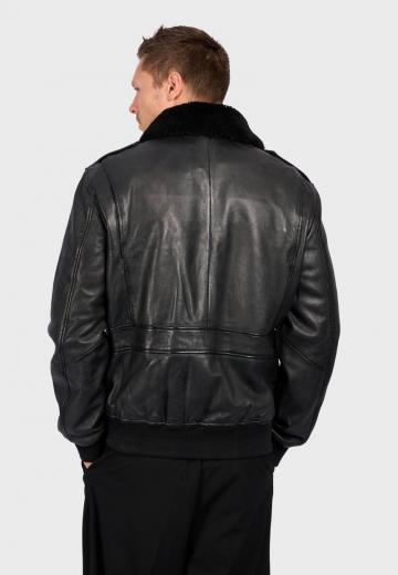 Кожаная куртка