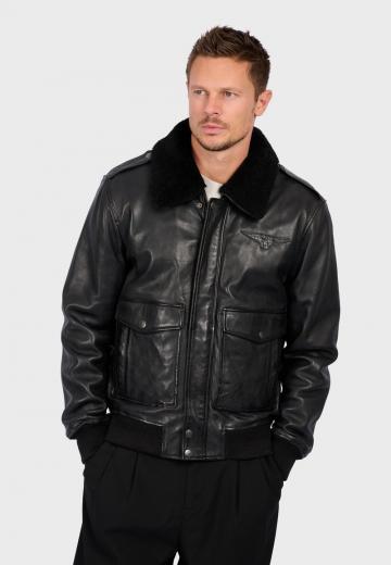 Кожаная куртка