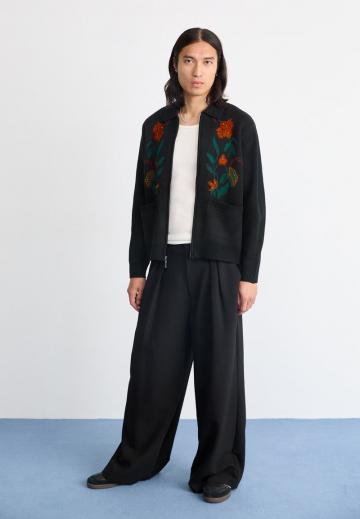 Вязаная кофта