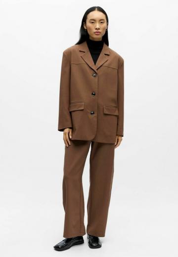 Короткое пальто