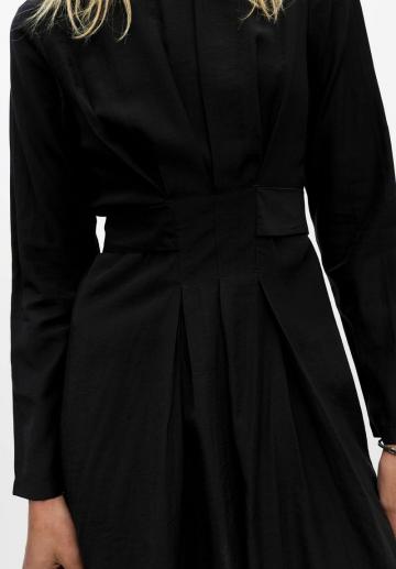 Короткое платье