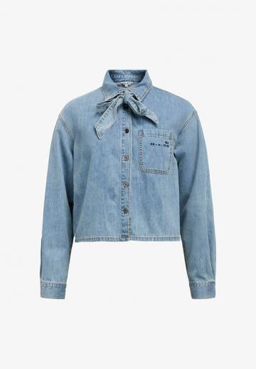 Джинсовая блузка