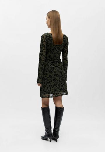 Короткое платье