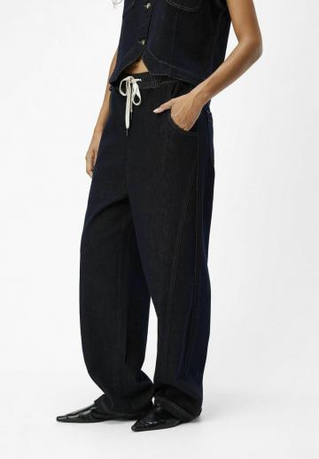 Свободные джинсы