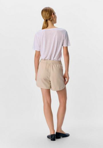 Джинсовые шорты