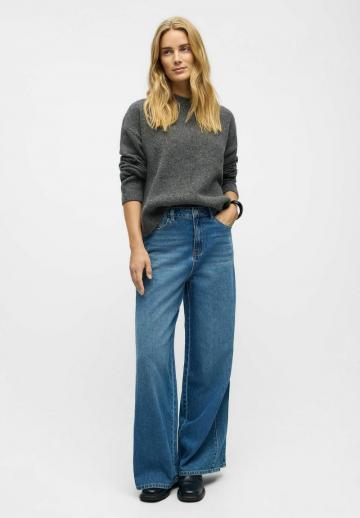 Свободные джинсы