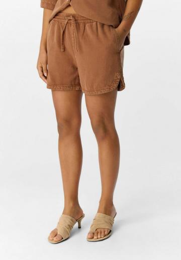 Джинсовые шорты