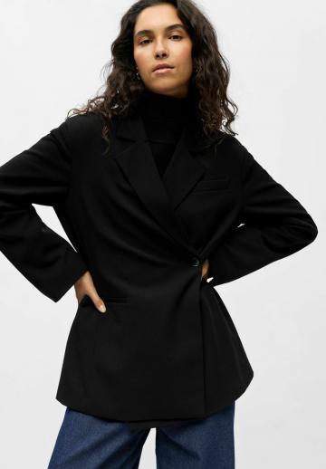 Короткое пальто