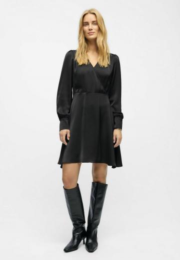 Короткое платье