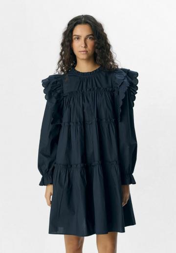 Короткое платье