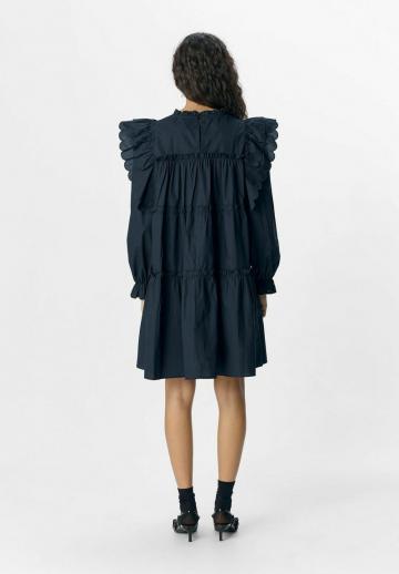 Короткое платье