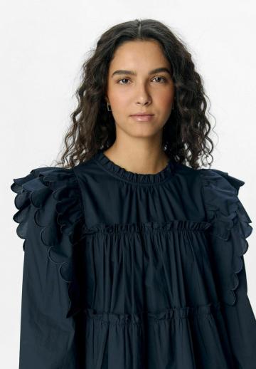 Короткое платье