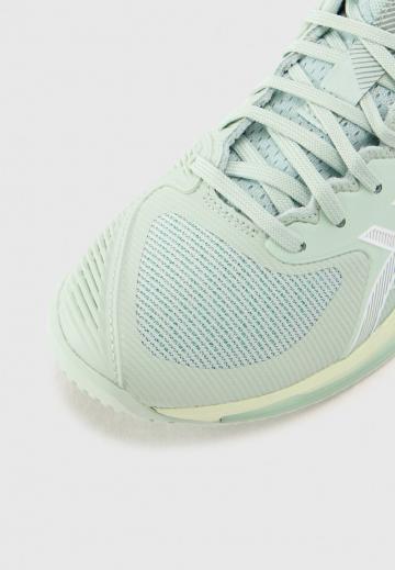 Теннисные кроссовки