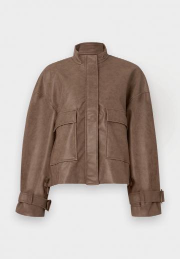 Байкерская куртка