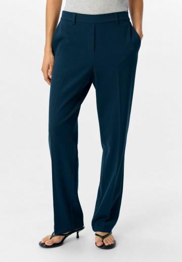 Узкие брюки