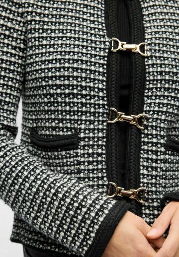 Вязаная кофта