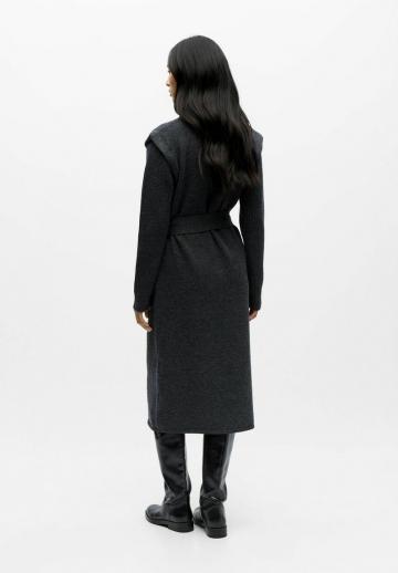 Вязаное платье