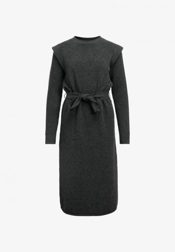 Вязаное платье