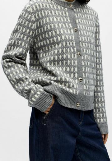Жаккардовая вязаная кофта