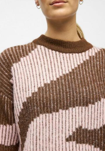 Длинный пуловер