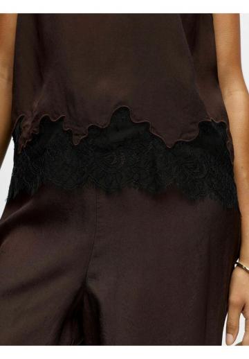 Блузка без рукавов