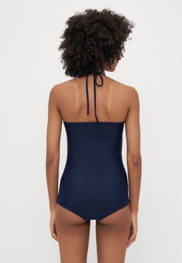 Слитный купальник