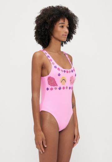 Слитный купальник