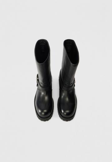 Ковбойские сапоги