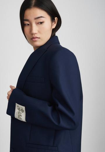 Длинный блейзер