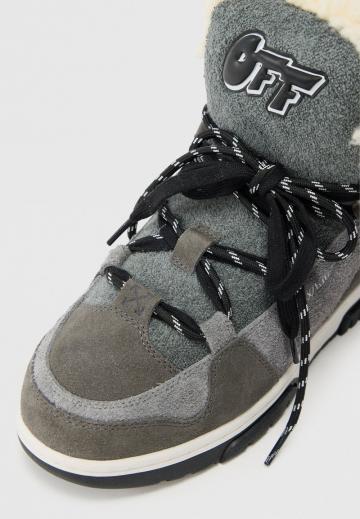 Зимние ботинки