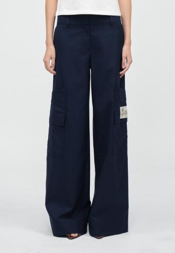 Брюки с накладными карманами