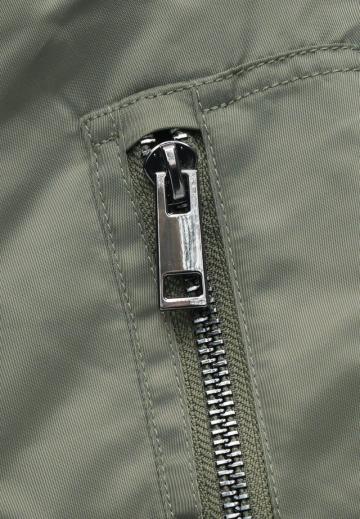 Куртка бомбер