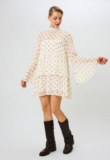 Короткое платье