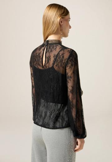 Кружевная блузка