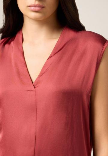 Атласная блузка