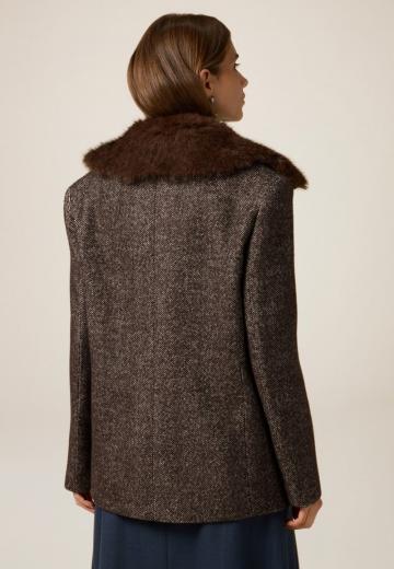 Короткое пальто