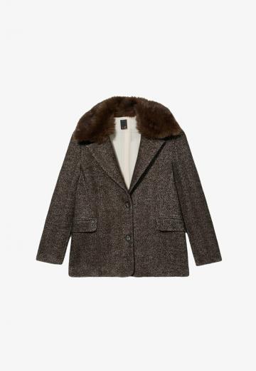 Короткое пальто