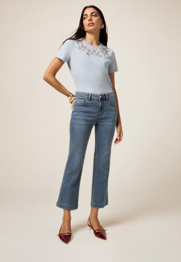 Короткие джинсы