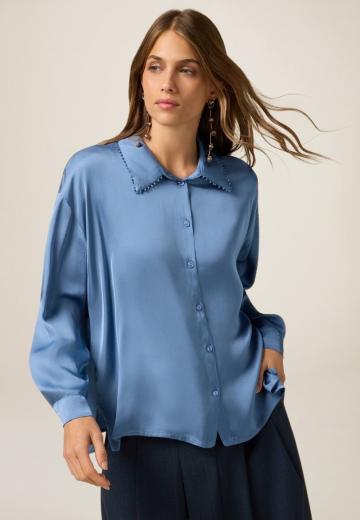 Атласная блузка