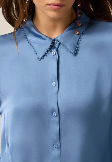 Атласная блузка