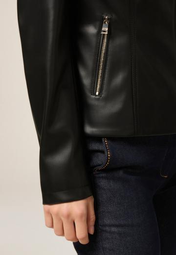 Кожаная куртка