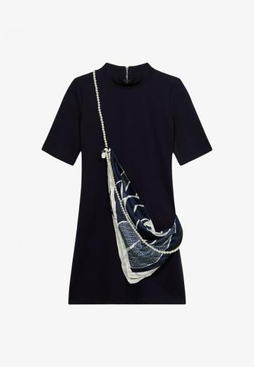 Короткое платье