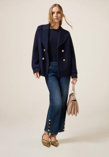 Клешеные джинсы