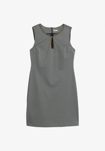 Короткое платье